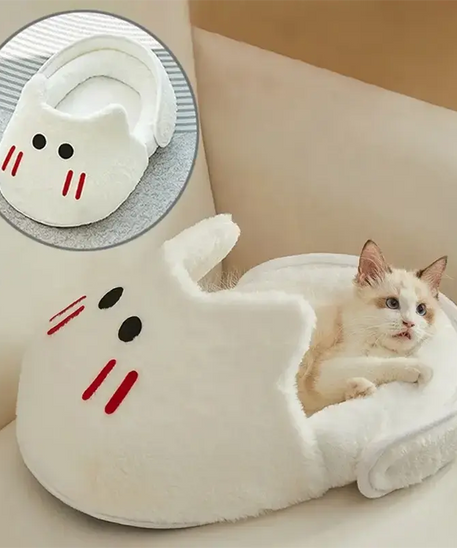 PatiYuvasi™ – Terlik Peluş Kedi Yatağı 🤍🐱 patiyuvasi